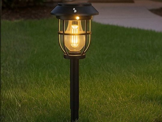 Lampada segnapassi solare con sensore di movimento LUCERNA